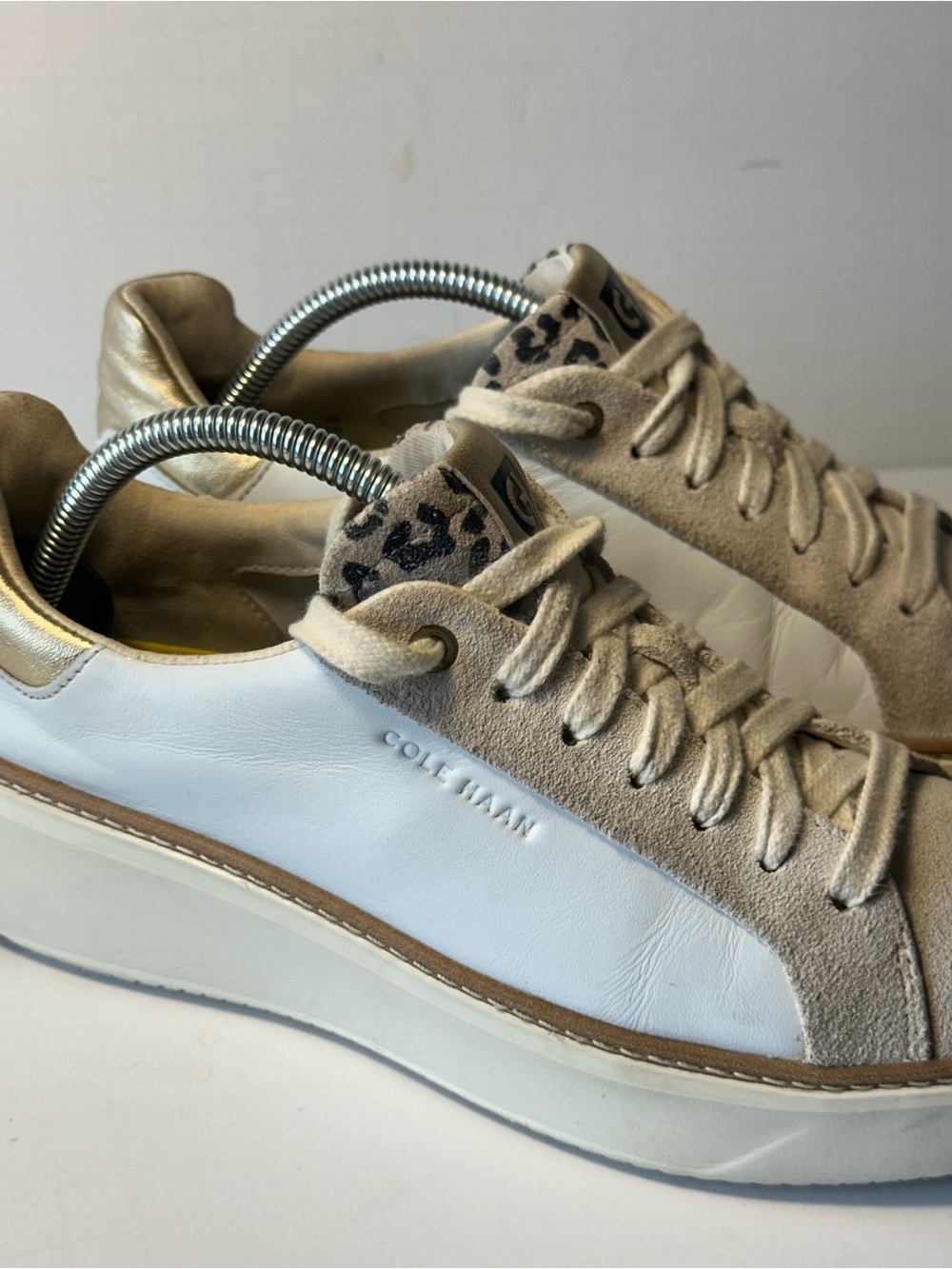 Cole Haan GrandPrø Topspin W22754 White Leather Gold Leopard Sneakers 8B